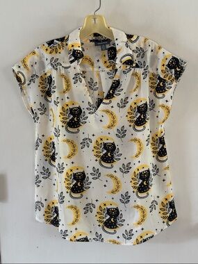 ModCloth white sleeveless black cat yellow moon blouse Size Medium